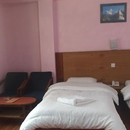 Tasi Dhargey Inn Kathmandu Exterior foto