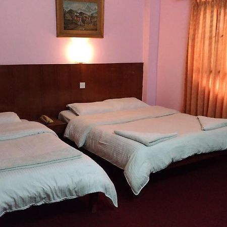 Tasi Dhargey Inn Kathmandu Exterior foto