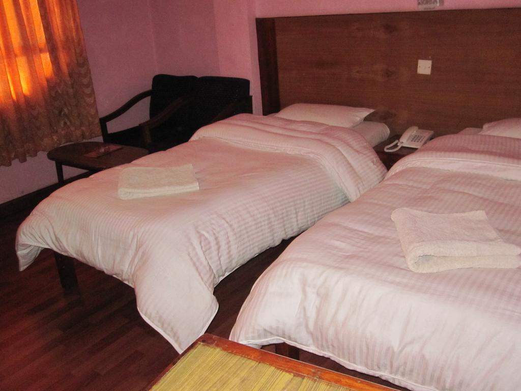 Tasi Dhargey Inn Kathmandu Exterior foto
