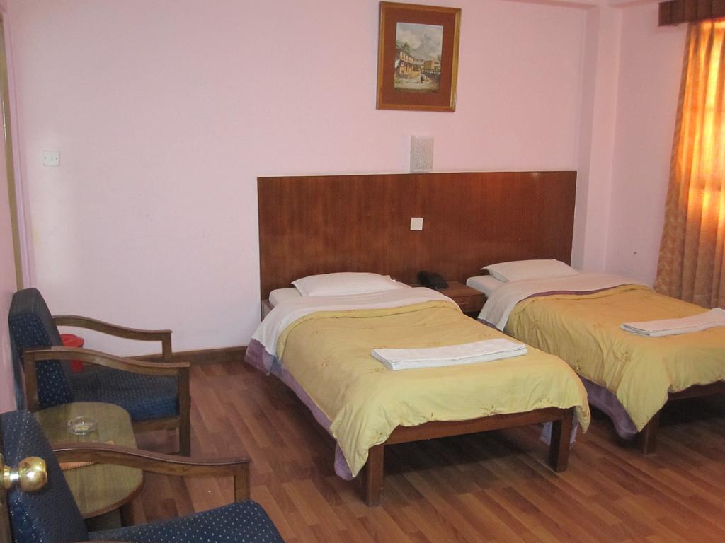 Tasi Dhargey Inn Kathmandu Exterior foto