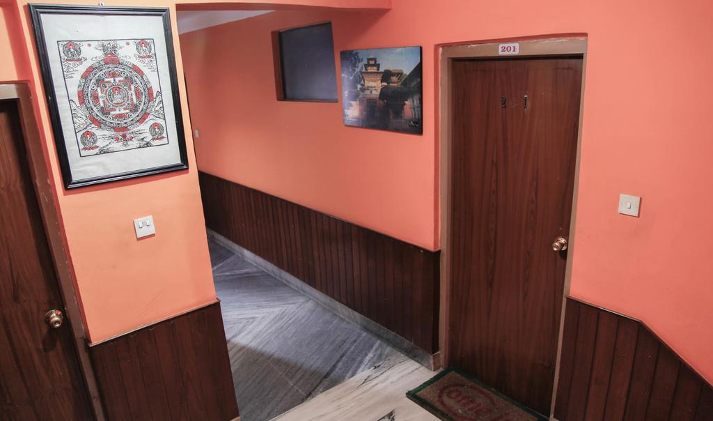 Tasi Dhargey Inn Kathmandu Exterior foto