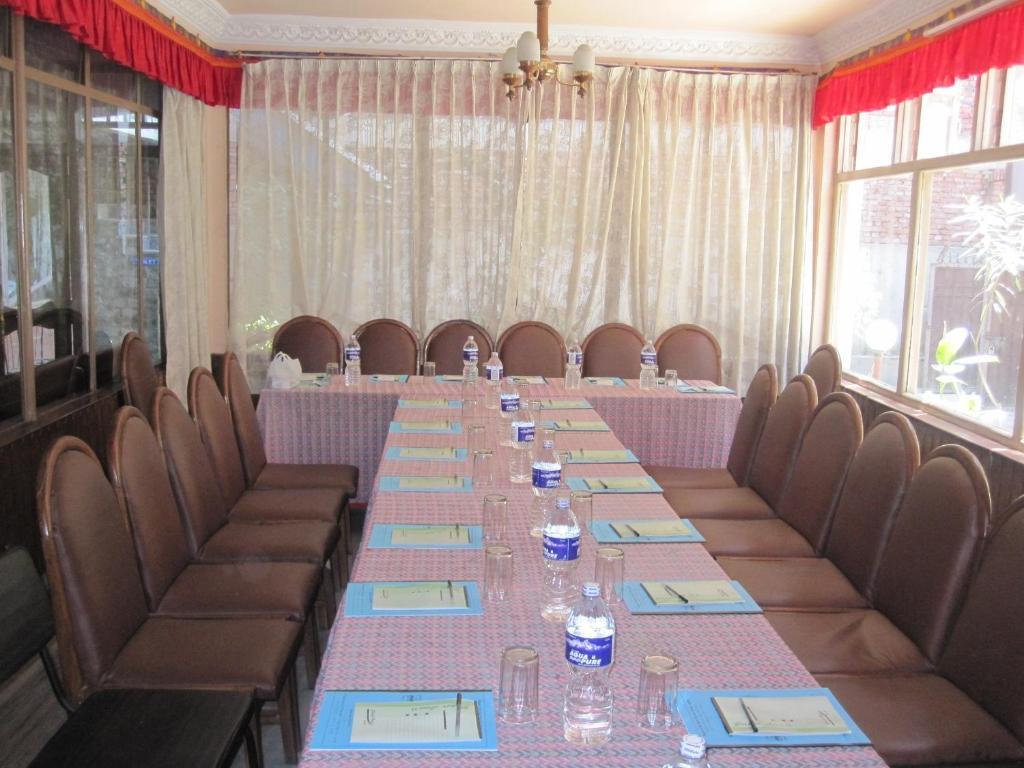 Tasi Dhargey Inn Kathmandu Exterior foto