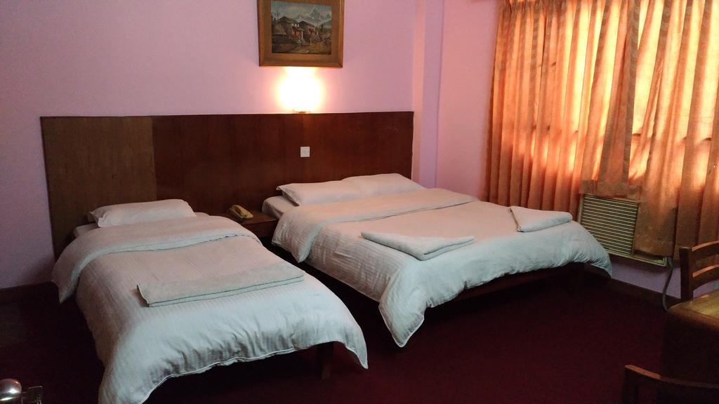 Tasi Dhargey Inn Kathmandu Exterior foto