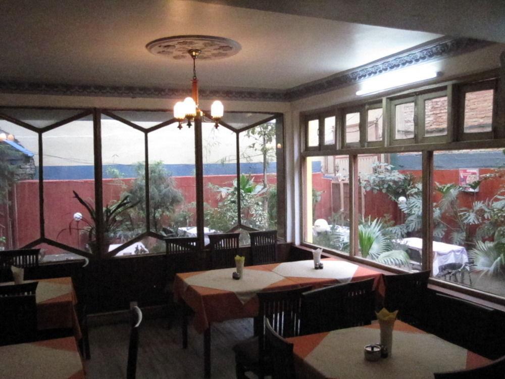 Tasi Dhargey Inn Kathmandu Exterior foto