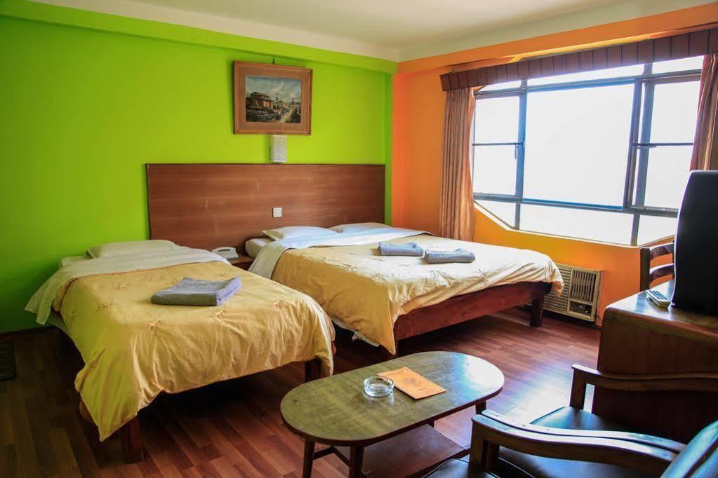 Tasi Dhargey Inn Kathmandu Exterior foto